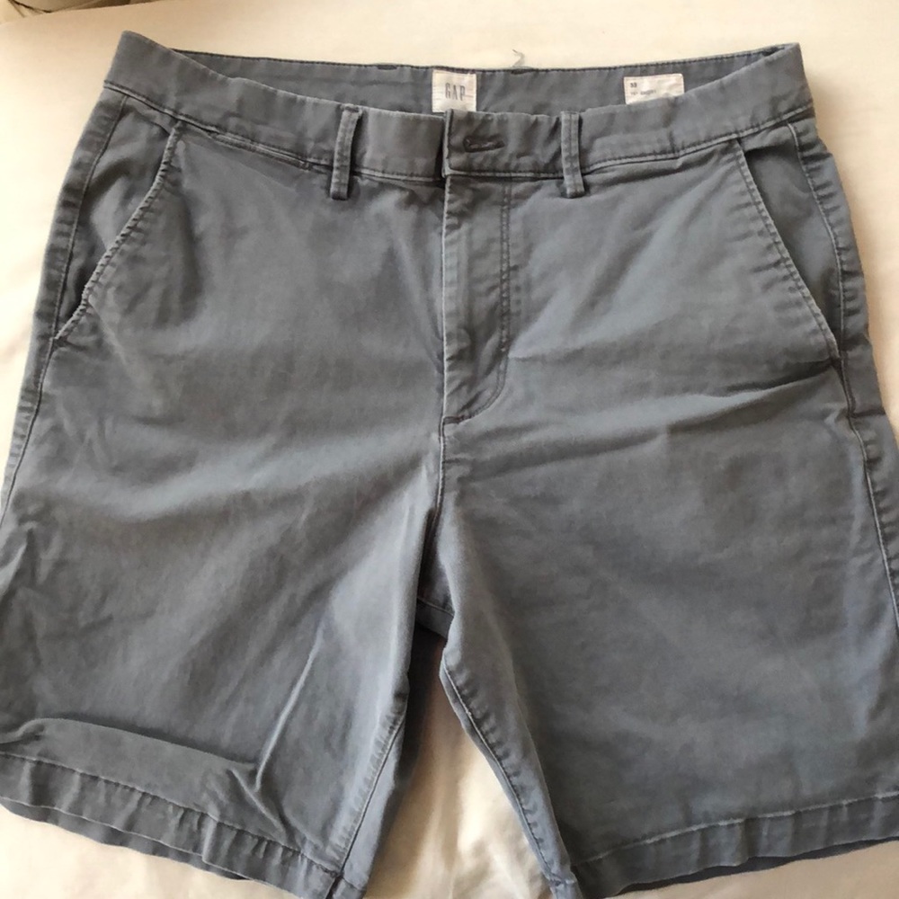 Gap Men’s 10” Short Grey